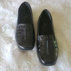 Black Easy Street Comfort Loafers